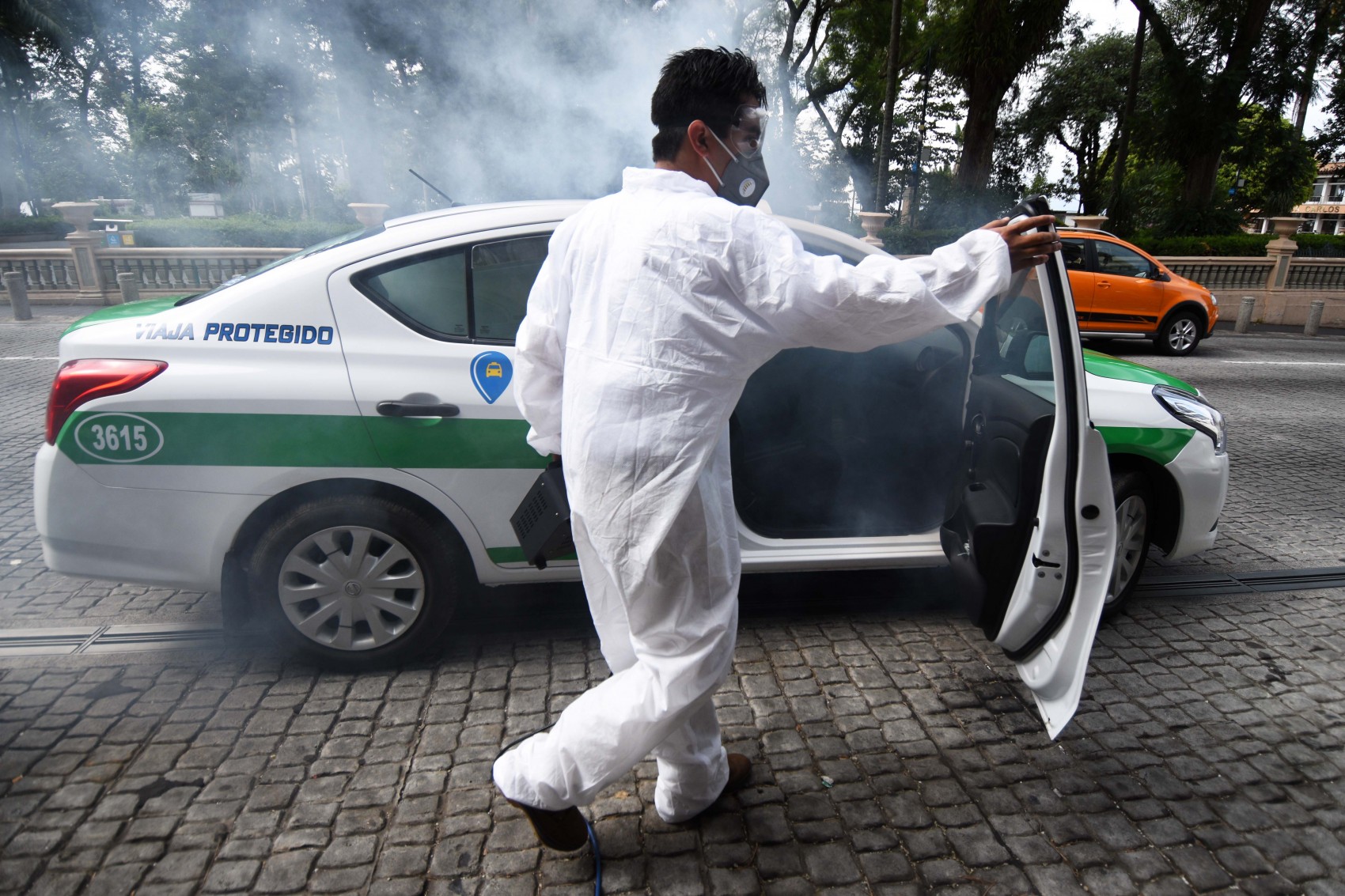 Inicia en Xalapa programa Taxi Seguro contra Covid-19