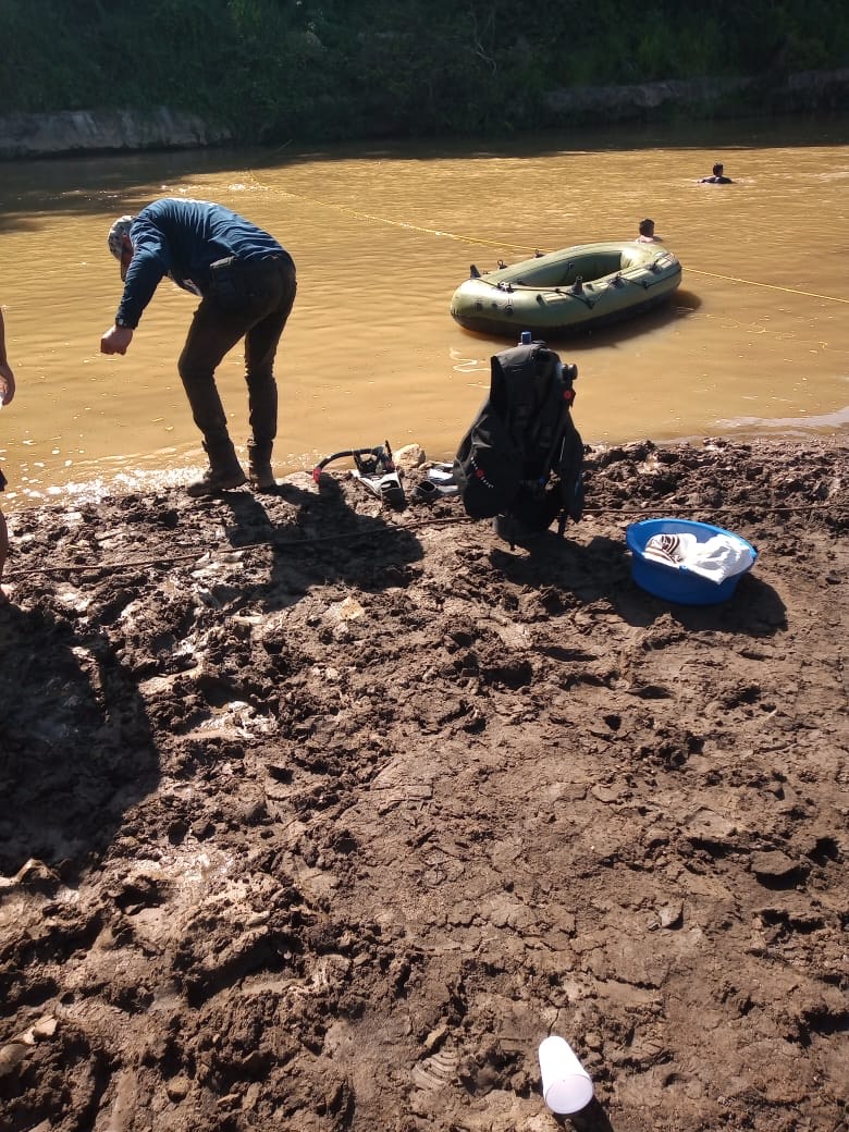 Rescatan cuerpo de adolescente  ahogado en río de Soledad de Doblado