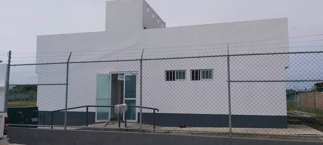 CFE deja sin luz al Centro de Salud de la Reserva Tarimoya 4 de Veracruz puerto
