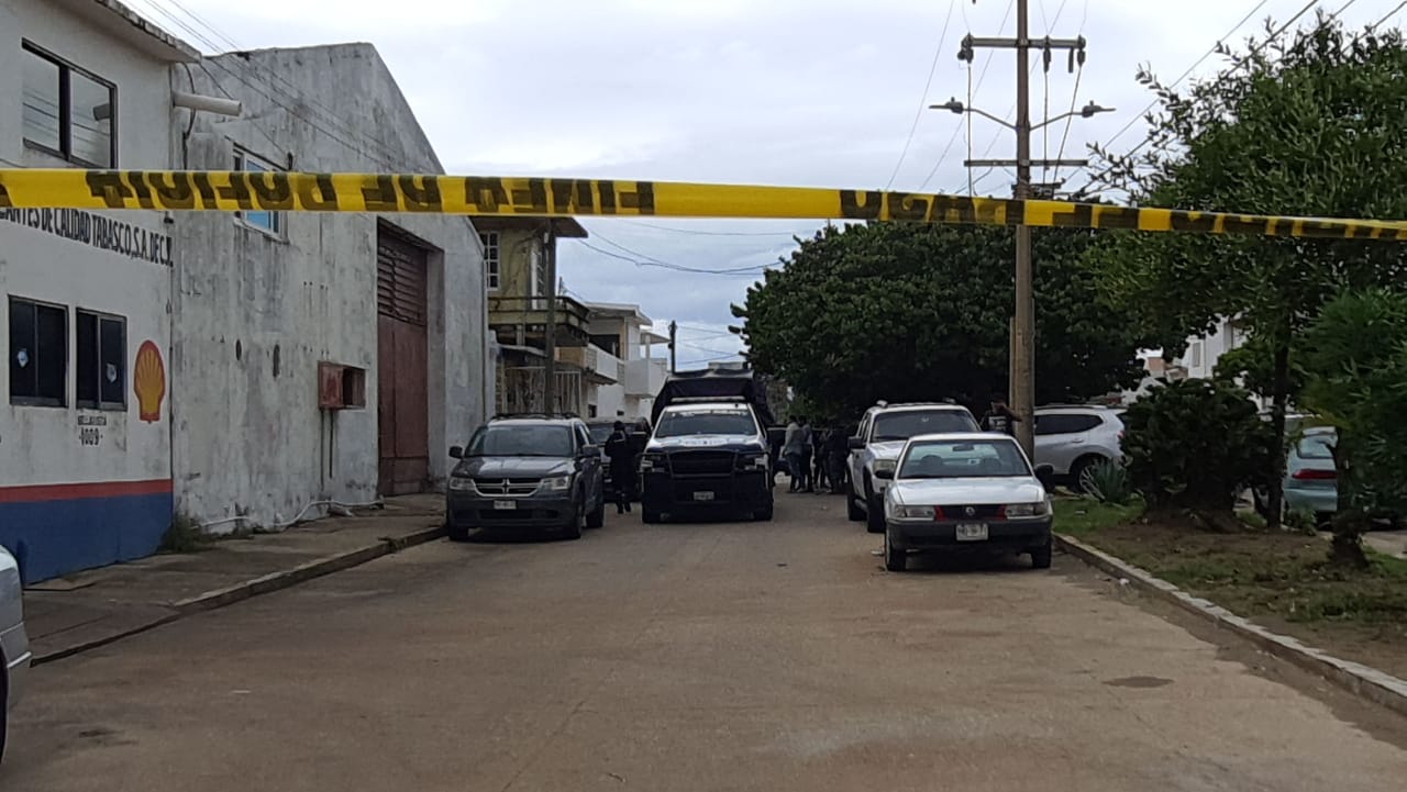 Comando asesina a  hombre en taller mecánico