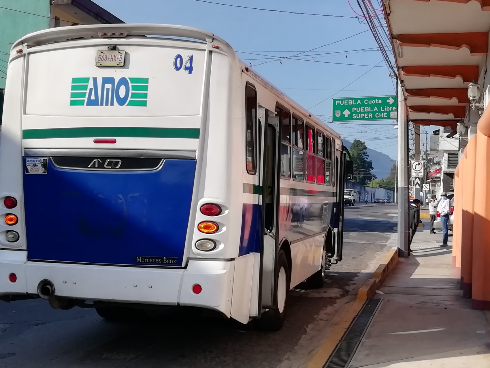 Anciano muere en el interior  de camión urbano en Nogales