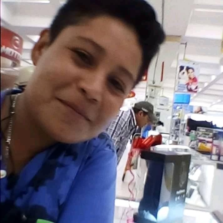 Asesinan a transexual, cortador de piña, en Ciudad Isla