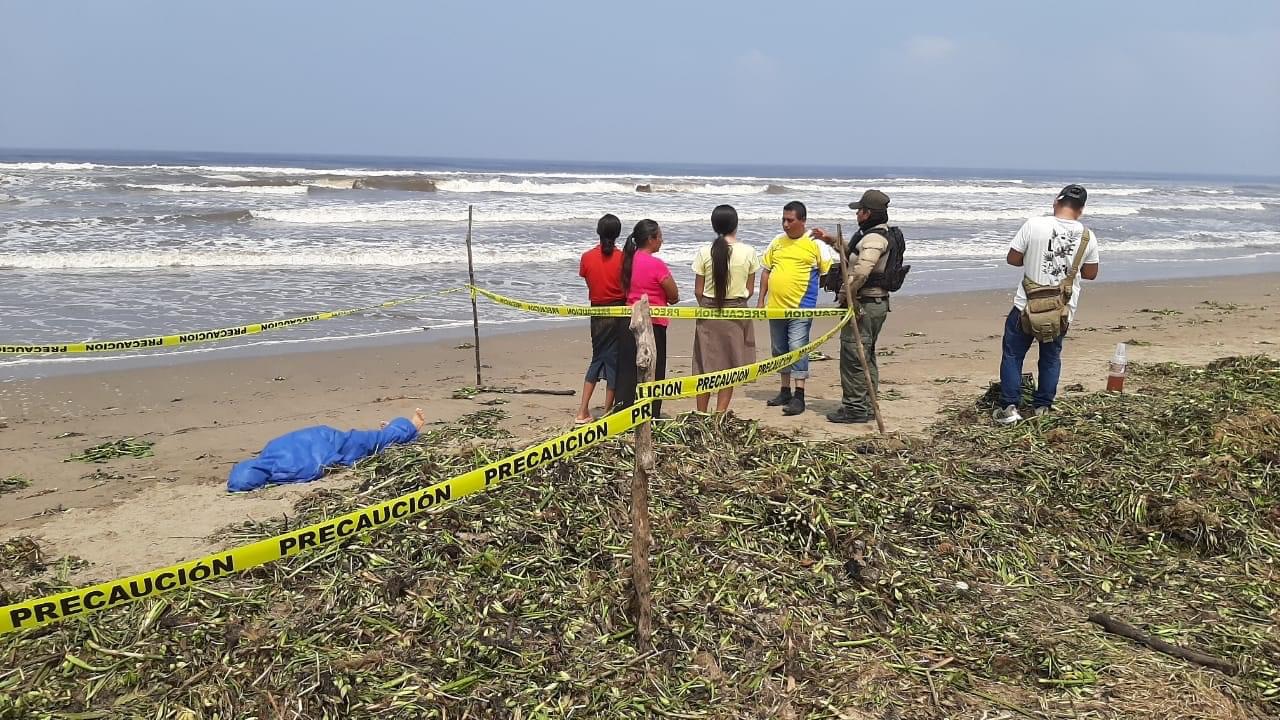 Menor de 16 años fallece  ahogado en playa de Tonalá