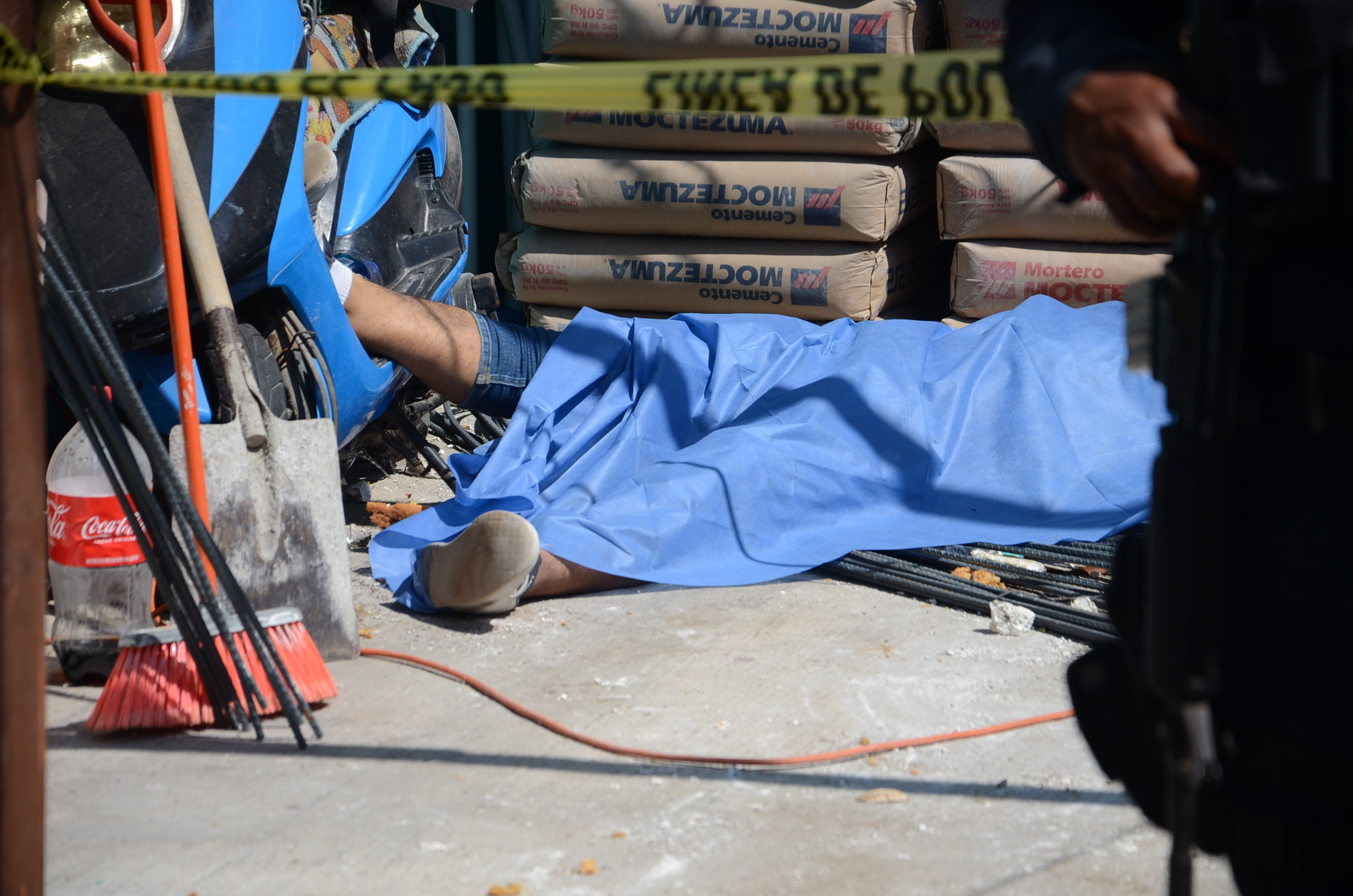 Albañil muere al caer de construcción  en fraccionamiento Oasis de Veracruz