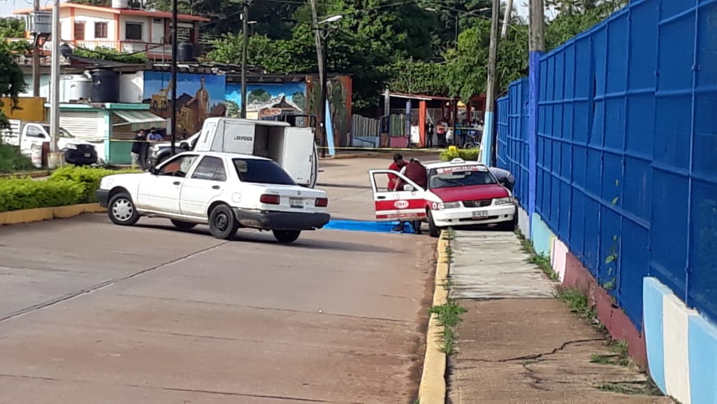 Acribillan a balazos a taxista en Soconusco