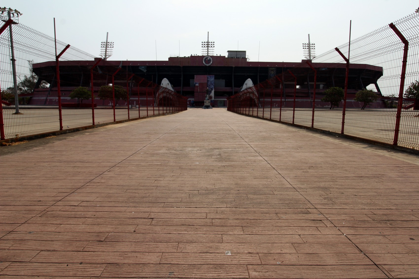 Estadio Luis Pirata Fuente y Centro de Alto Rendimiento serán hospitales Covid