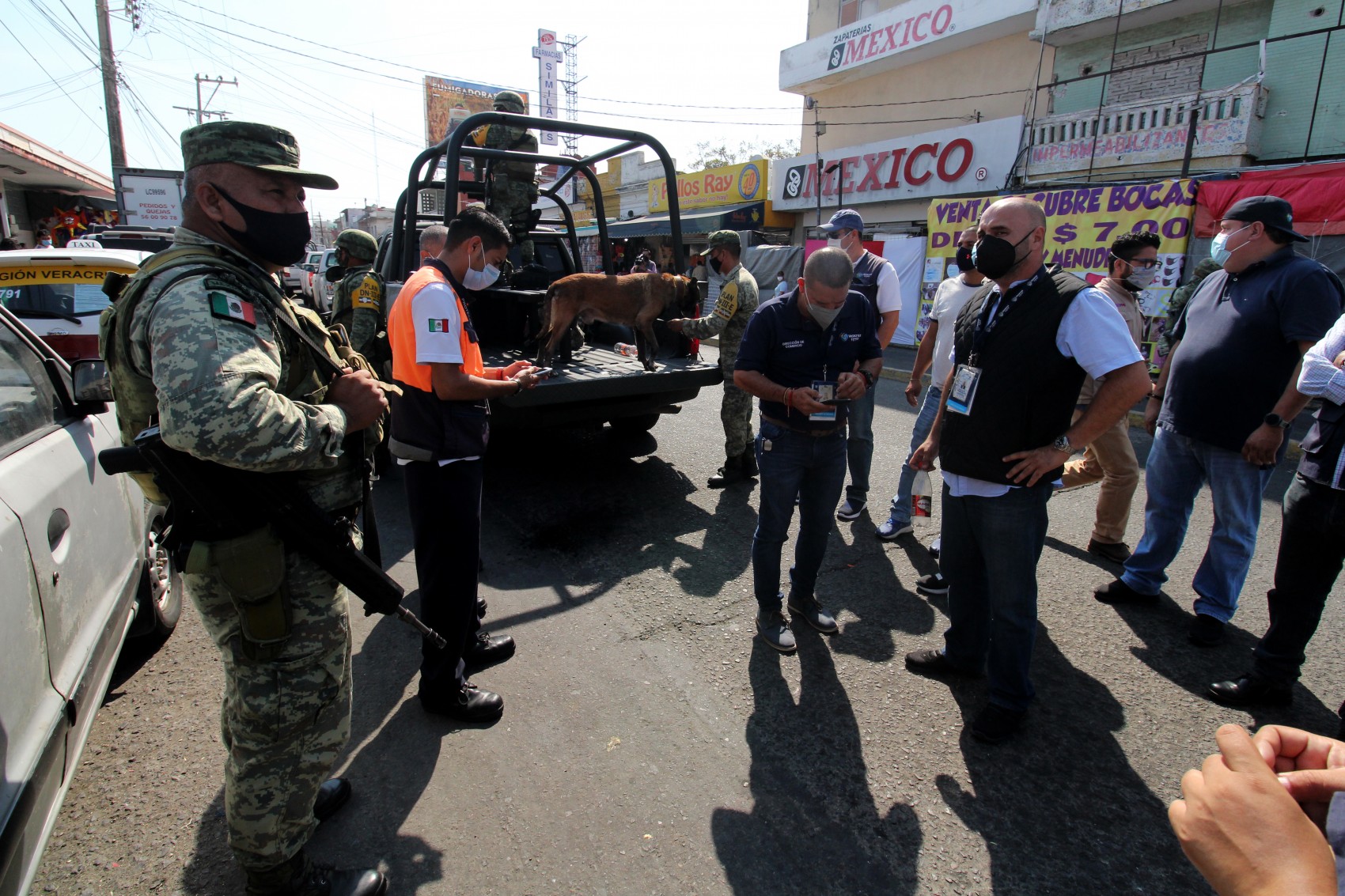 Decomisan cinco kilos de pirotecnia en operativo en Veracruz puerto
