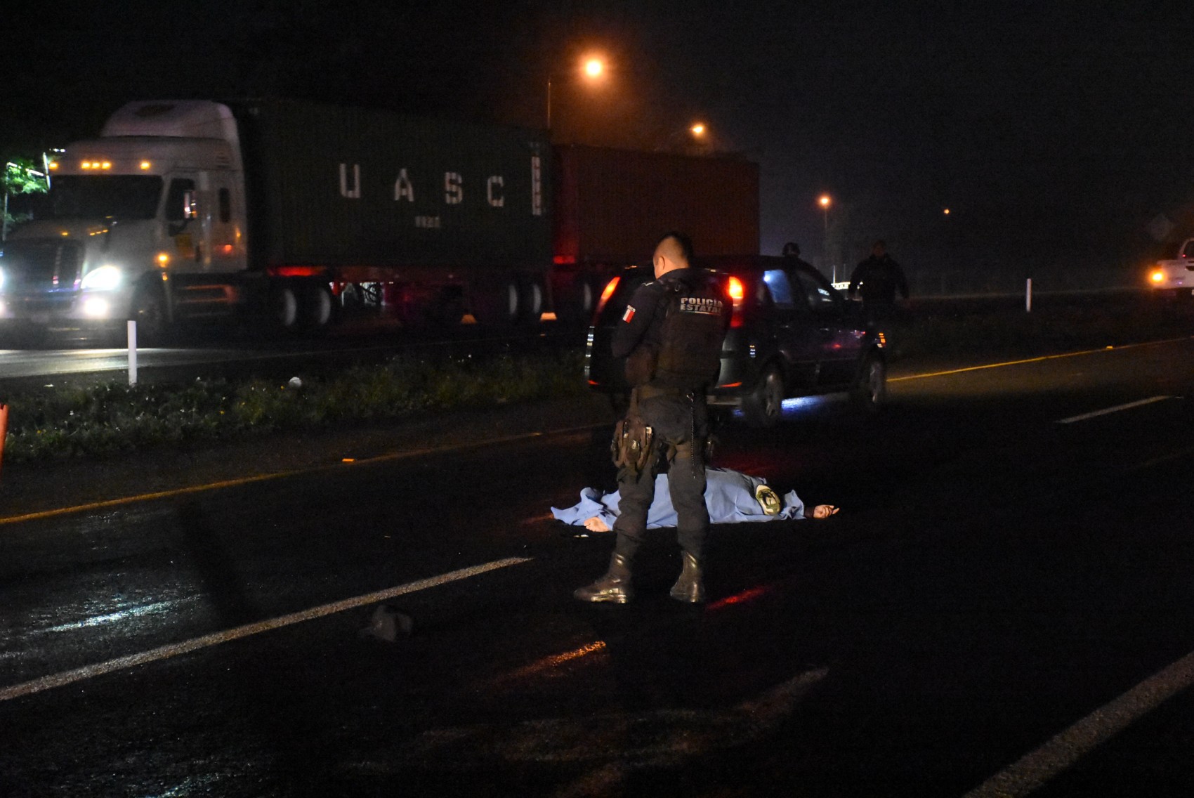 Muere atropellado en la autopista  Córdoba-Puebla, a la altura de Huiloapan