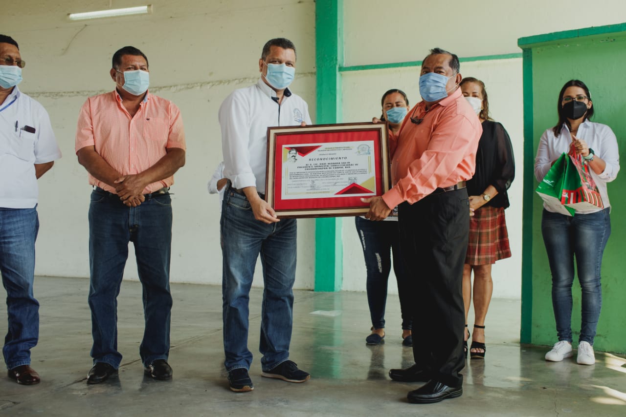 A escasos días de fin de año, Raúl Hermida continúa inaugurando obras