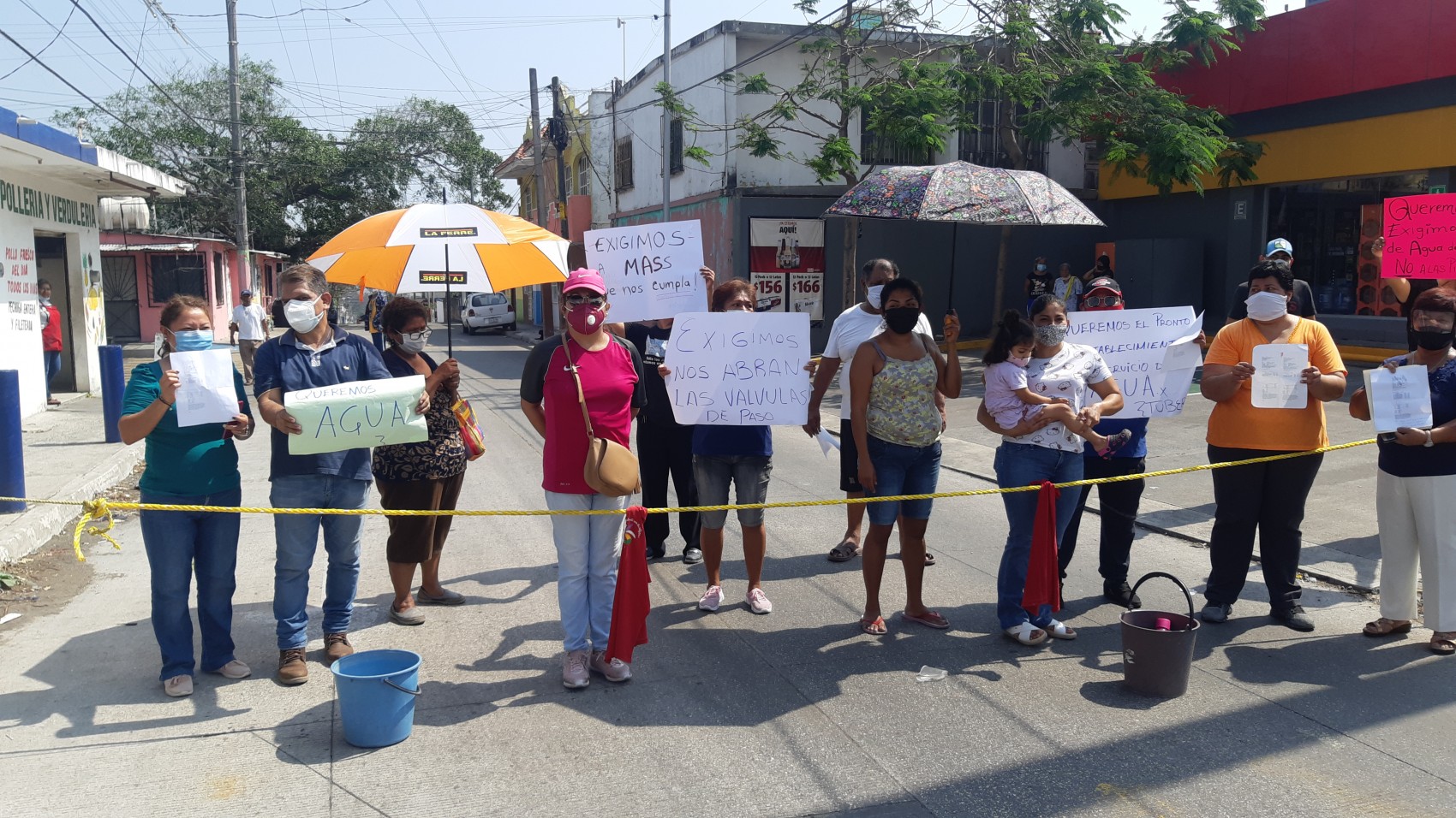 Grupo MAS deja sin agua por año y medio  a 90 familias de la colonia Miguel Hidalgo