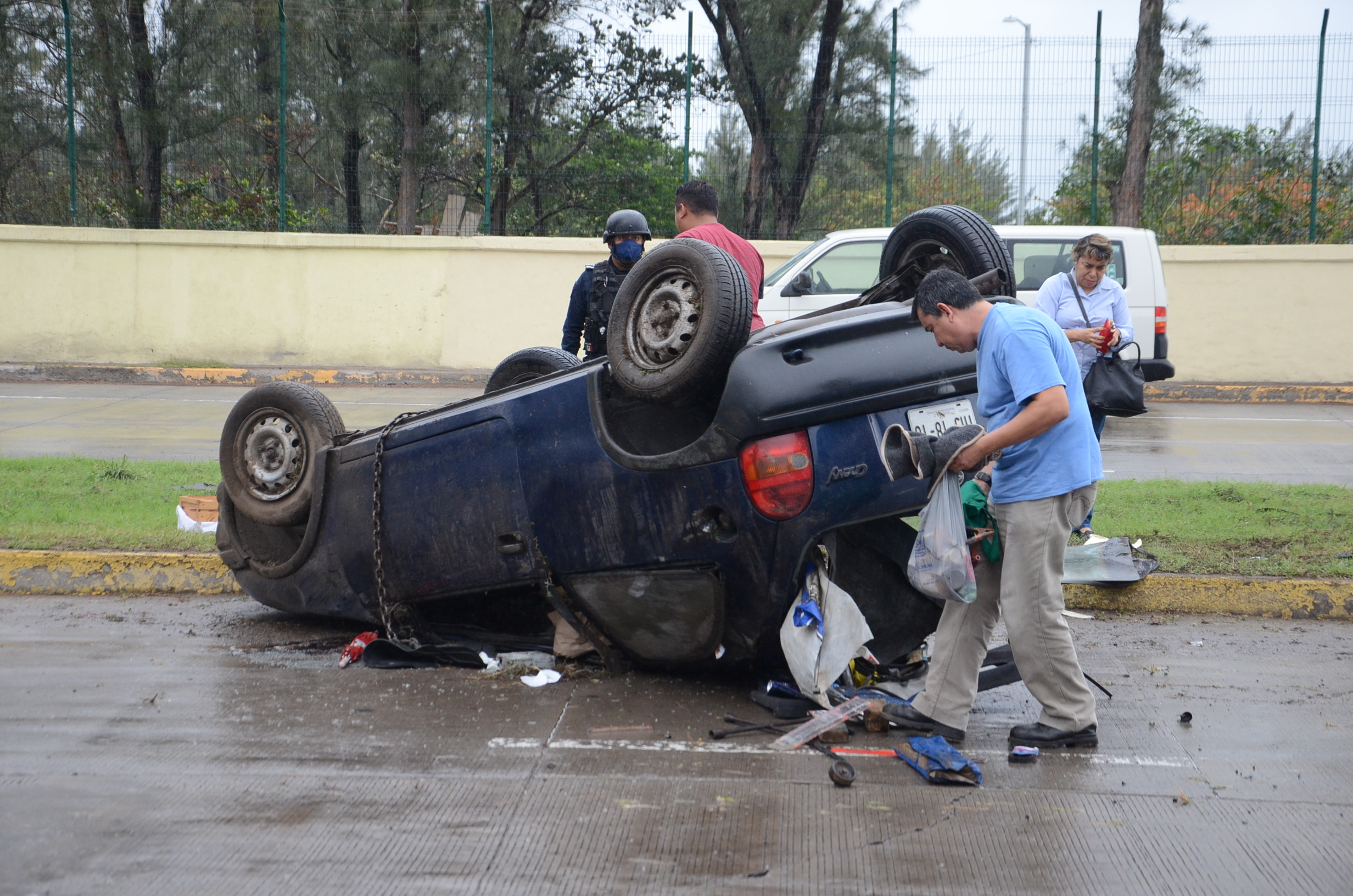 Lluvia ocasiona dos accidentes en el bulevar  Fidel Velázquez de Veracruz
