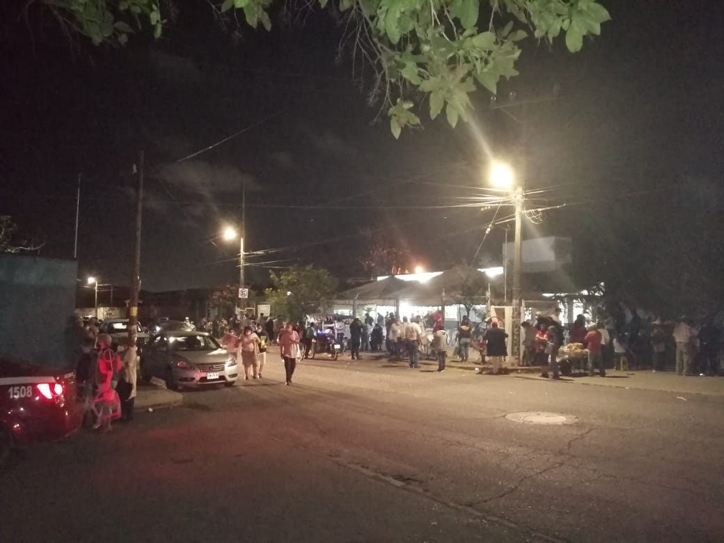 A las 10 de la noche continúa la vacunación contra Covid-19 en Veracruz puerto