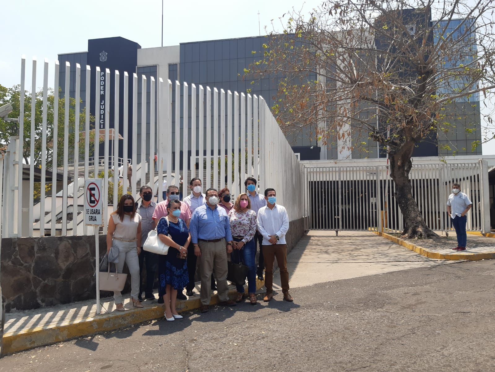 Ciudad Judicial de Veracruz puerto, sin mantenimiento y en el olvido: Abogados