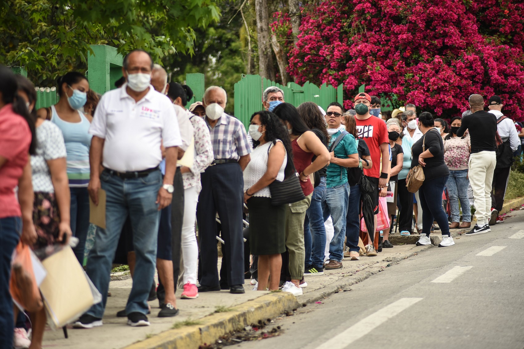Inicia segunda jornada de vacunación contra Covid en Xalapa