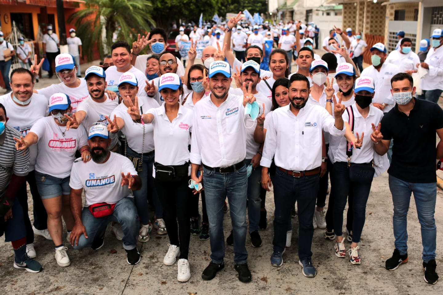 Recorren Jaime de la Garza y Juan Manuel Unanue el Estatuto Jurídico y la Revolución