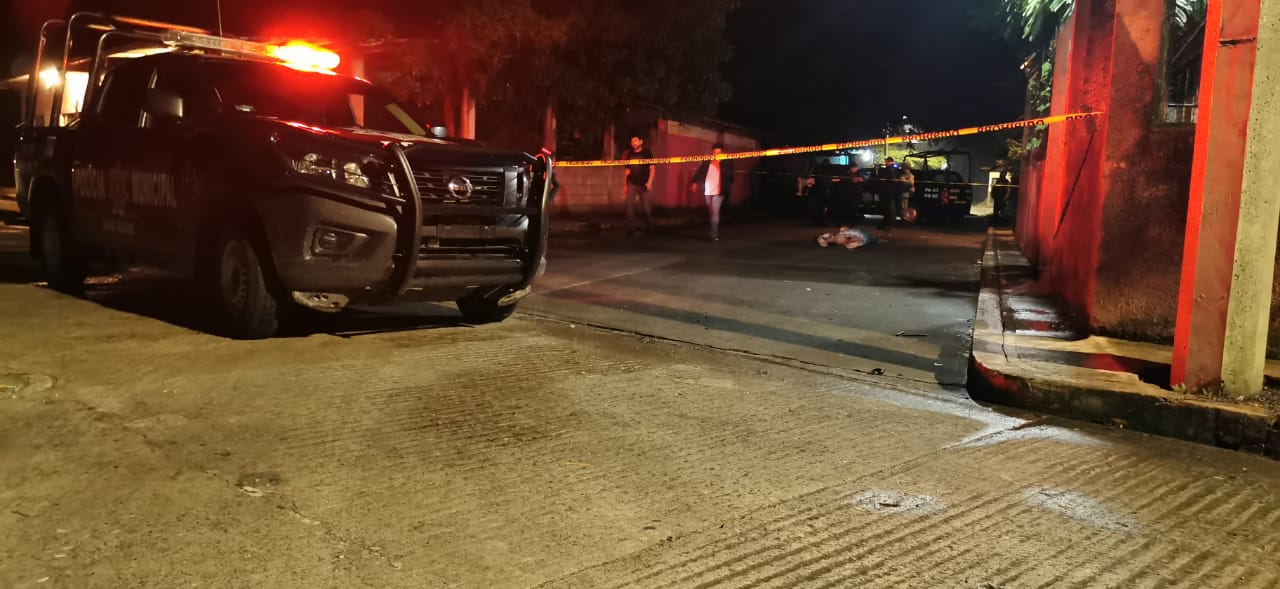 Asesinan de ocho disparos a mujer en Rafael Delgado