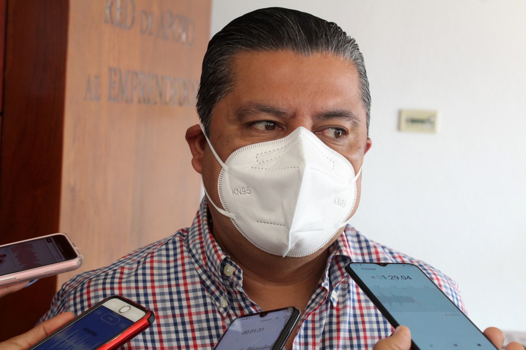 PRI analiza mecanismo legal para sancionar a presidenta del TEV por acudir a evento de Morena