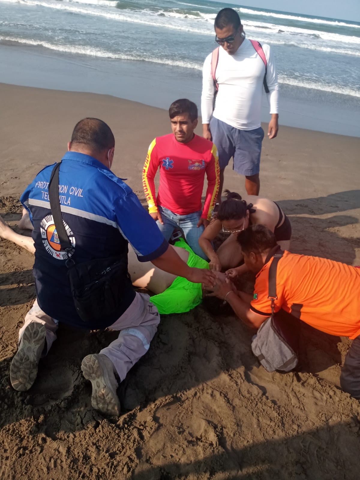 Turista de la Ciudad de  México se ahoga en Tecolutla