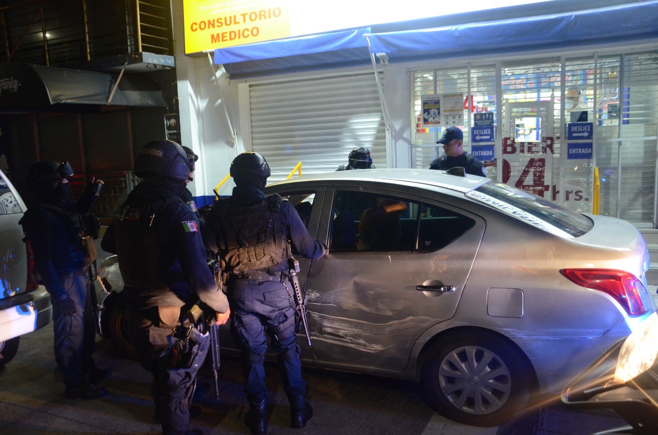 Sujeto en estado de ebriedad  provoca zafarrancho en Veracruz