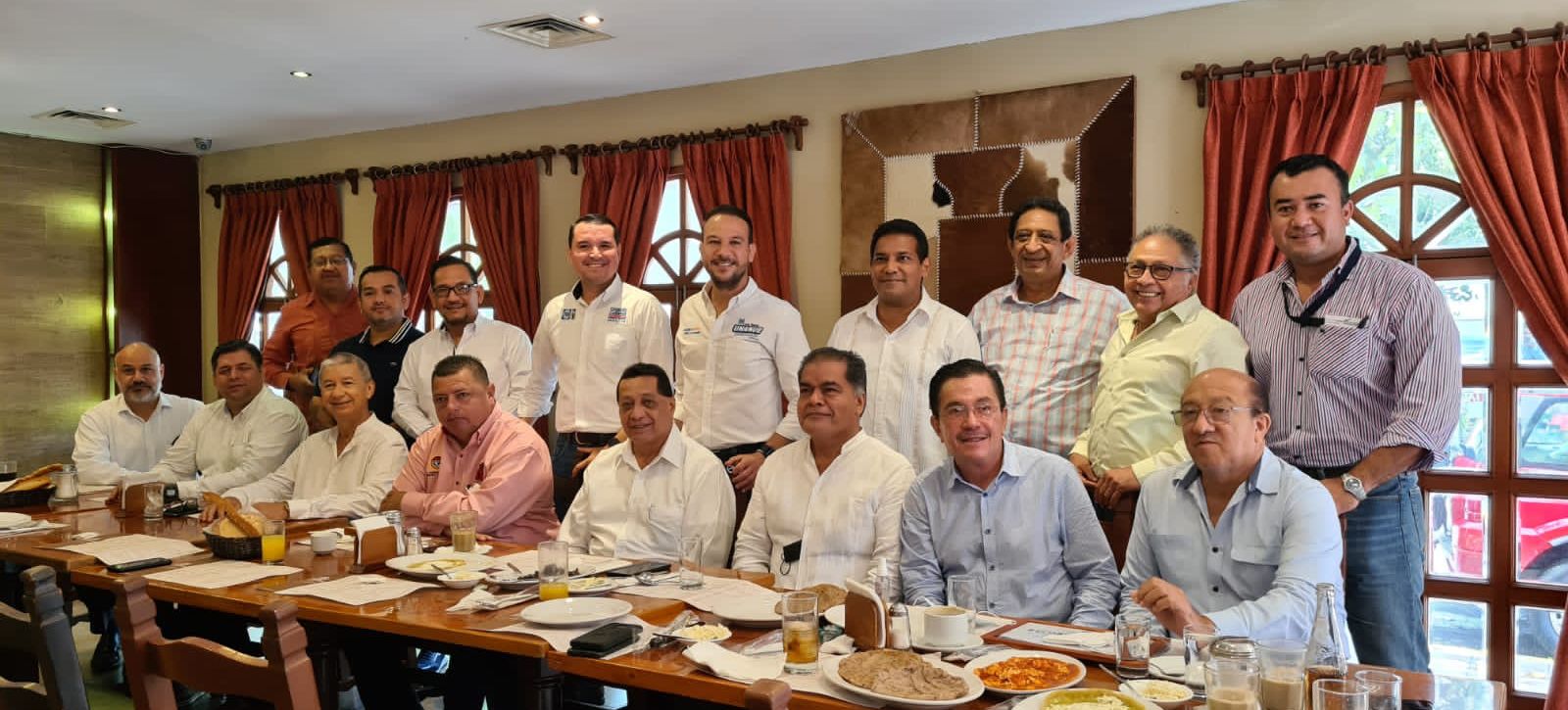 Dirigentes sindicales cierran filas en apoyo a Gabriel Cárdenas