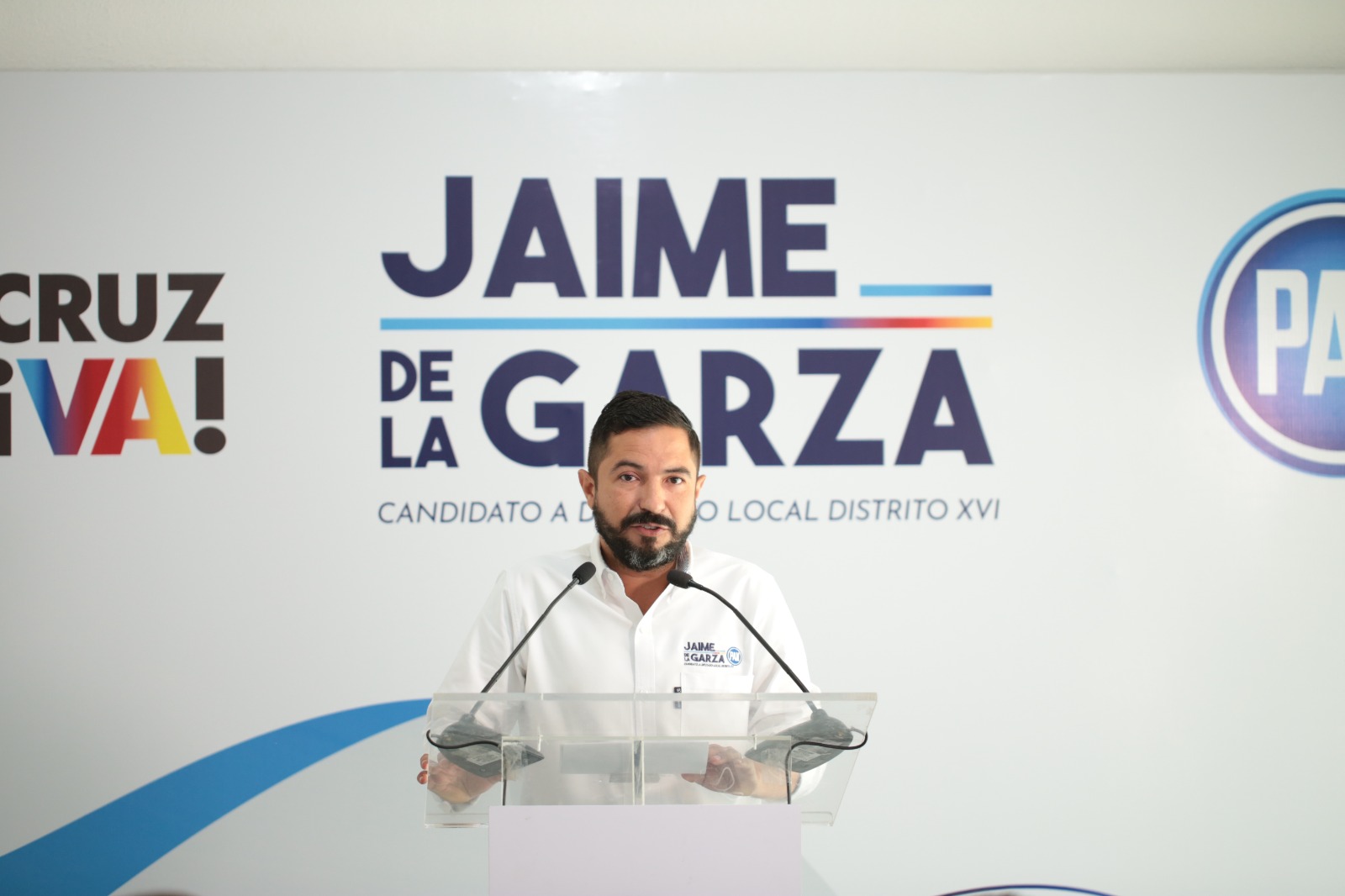 La gente ya está decidida a mejorar el camino de Veracruz:Jaime de la Garza