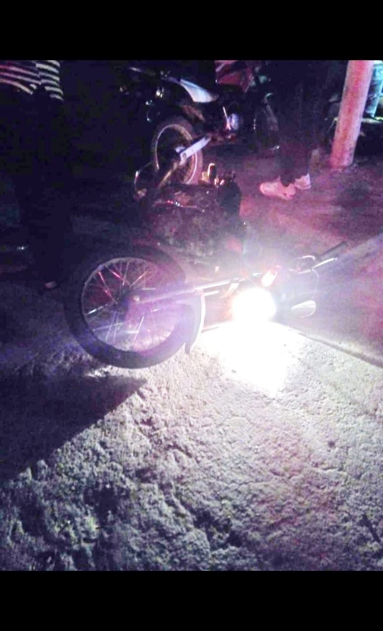Joven motociclista muere tras  estrellarse contra otro en Lerdo de Tejada