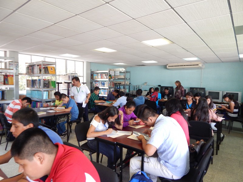 En Conalep deserción escolar alcanza el 6%