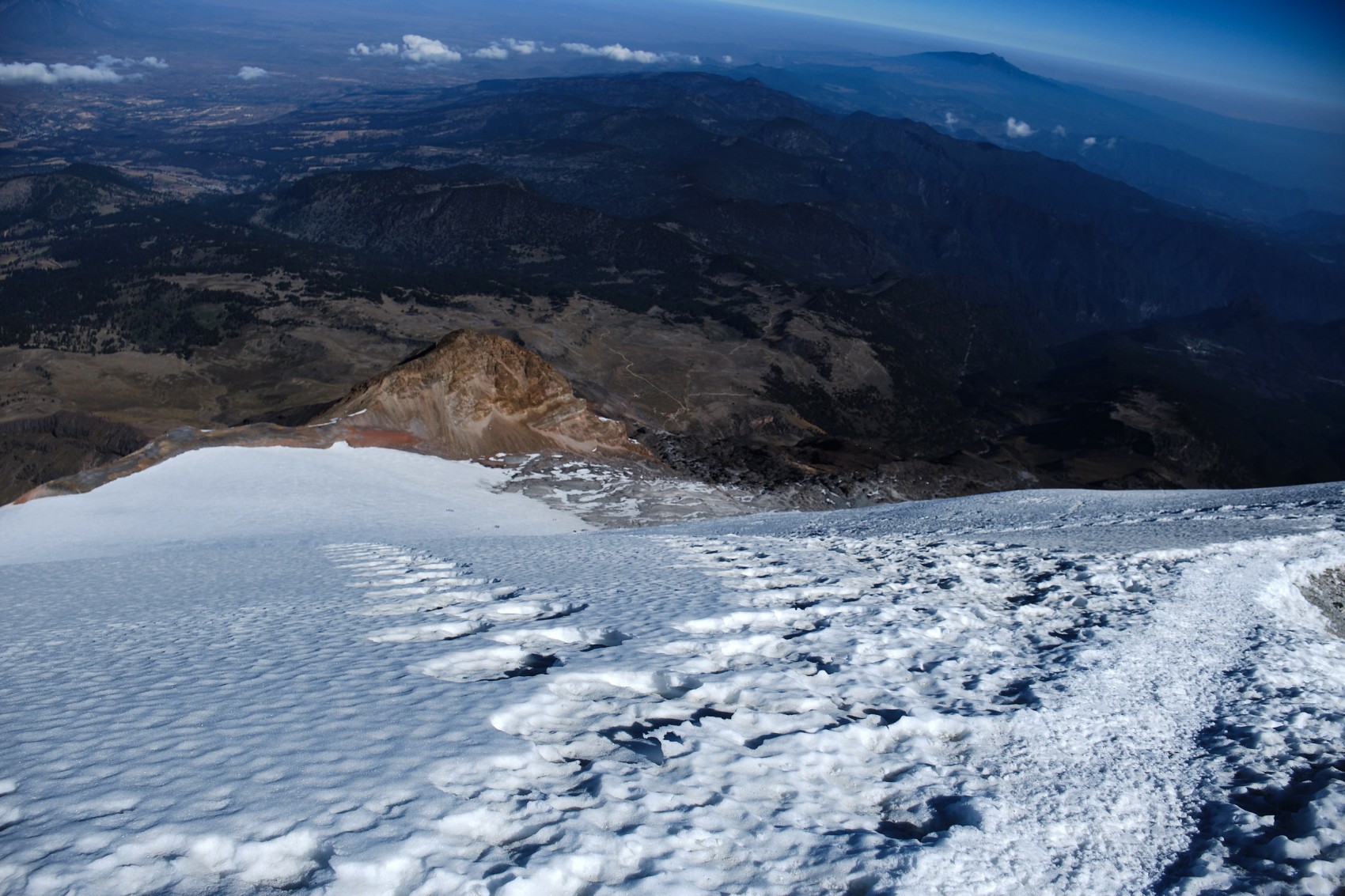 Temperaturas elevadas facilitan el derretimiento de glaciares
