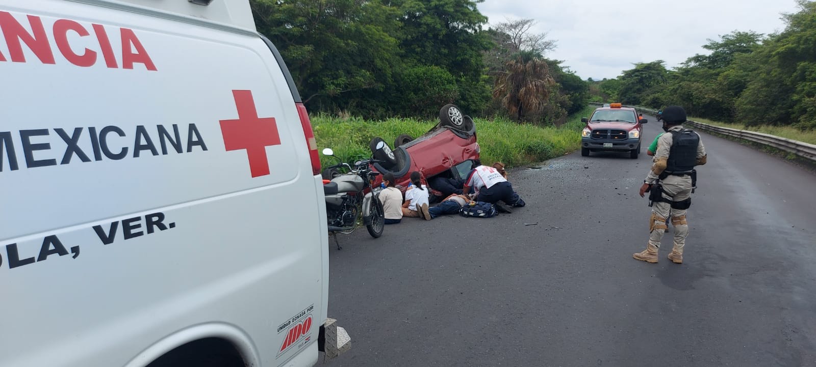 Auto familiar vuelca en  Boca Andrea, cuatro lesionados