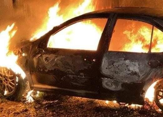 Quieren aterrorizar a la población con quema de vehículos en Jáltipan