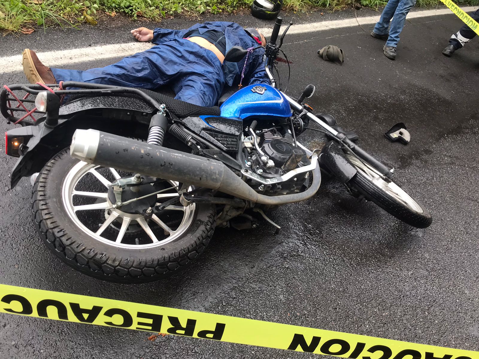 Motociclista muere al derrapar en Cuautlapan, Ixtaczoquitlán