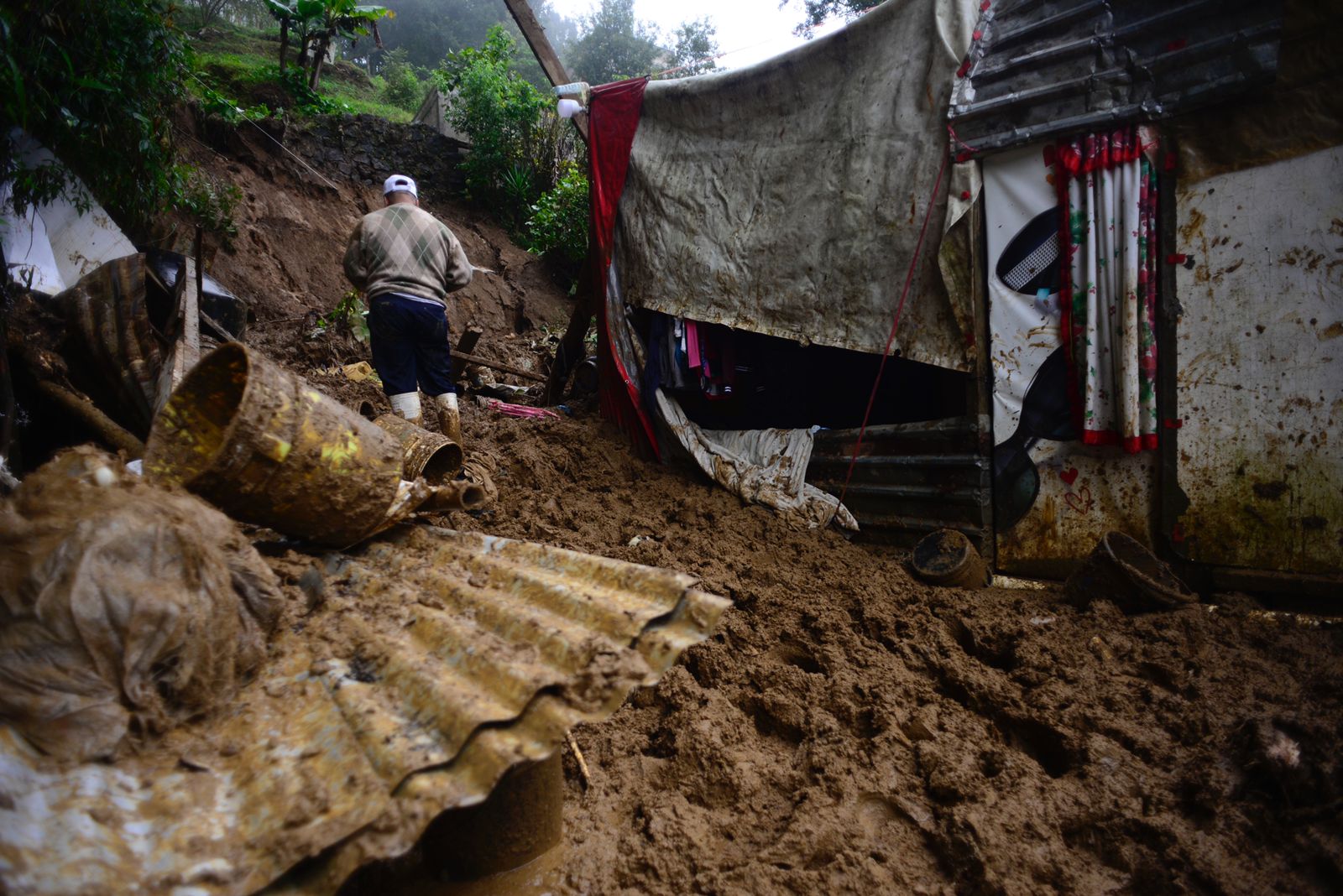 Escurrimientos del libramiento de Xalapa inundan 12 comunidades de Jilotepec