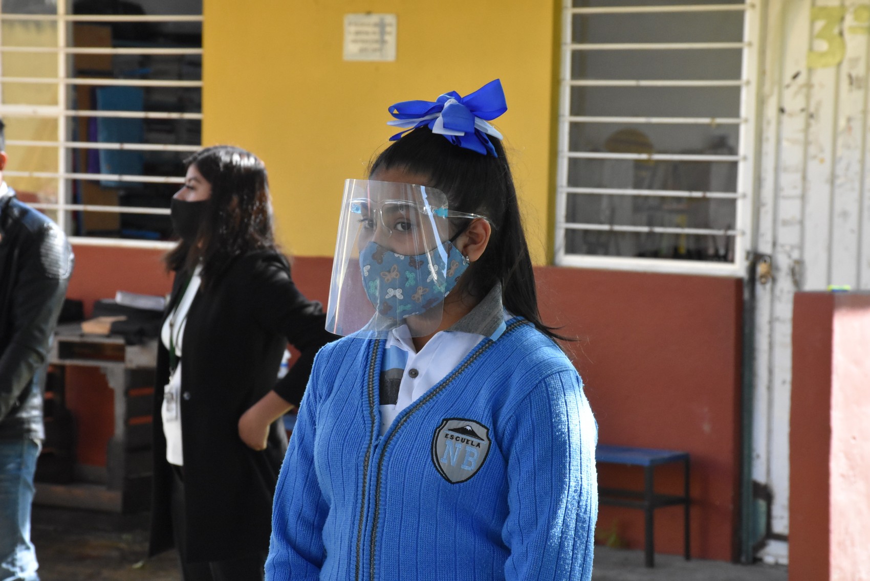 Pandemia dejó sin escuela a 700 mil estudiantes mexicanos: Mejoredu