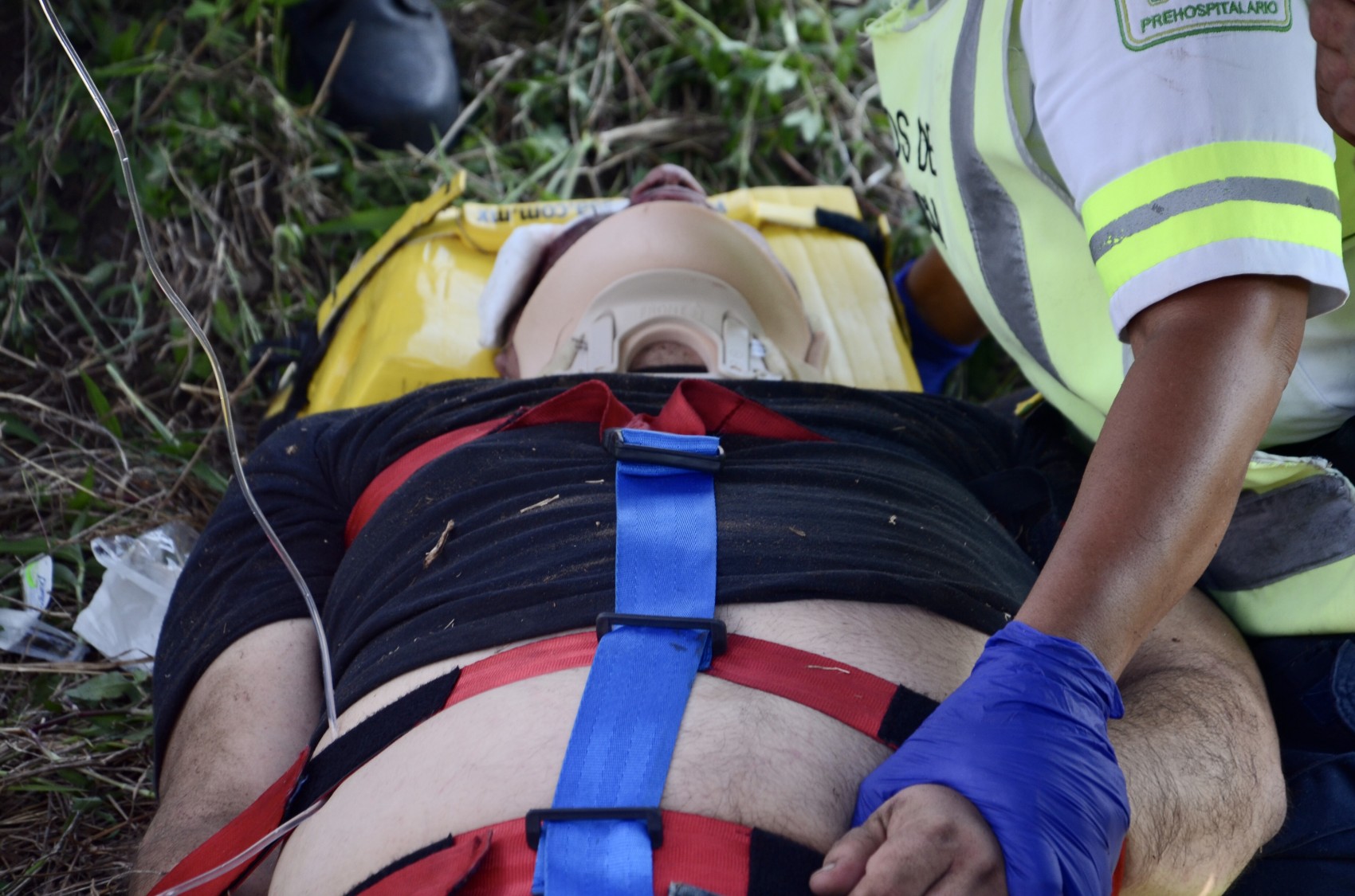 Grave hombre que volcó sobre la autopista Veracruz-Córdoba