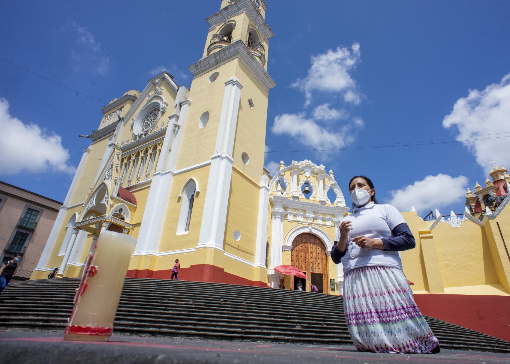 Iglesia comienza duelo por aprobación del aborto hasta la semana 12 en Veracru