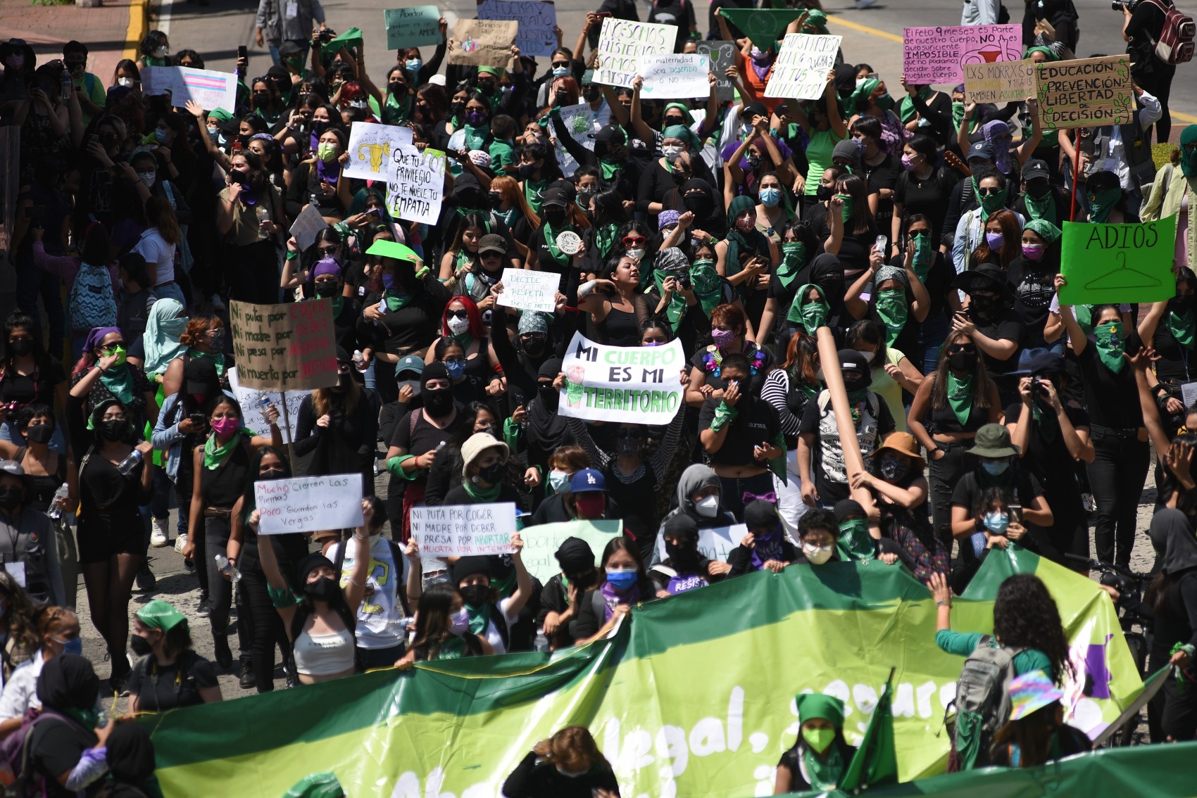 Marchas en el día de la mujer visibilizan violencia: Colectivos