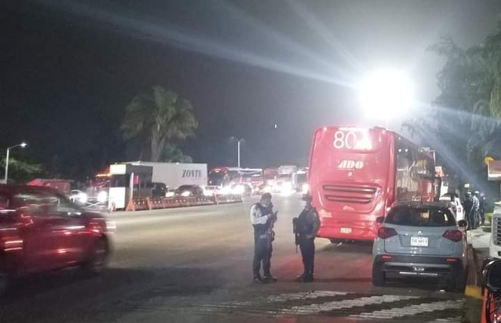Asaltan a pasajeros de AU y ADO en la autopista Córdoba-Orizaba