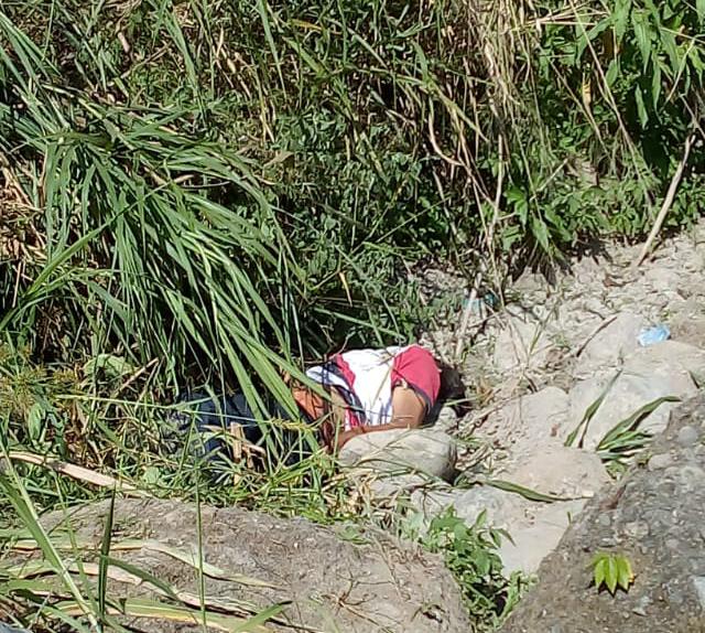 Muere al resbalar y caer a un barranco en Cuitláhuac