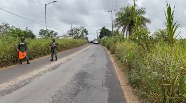 Con huellas de violencia y disparos localizan cuerpo en Minatitlán