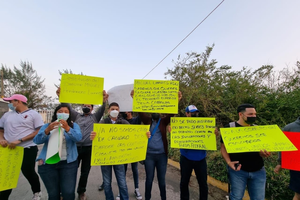 Bloqueo de estudiantes en el ITS de Alvarado tiene un origen político: Cuitláhuac