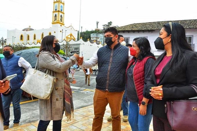 Llevan SEV y Fundación Telefónica Educación Digital a escuelas de zonas vulnerables de Papantla