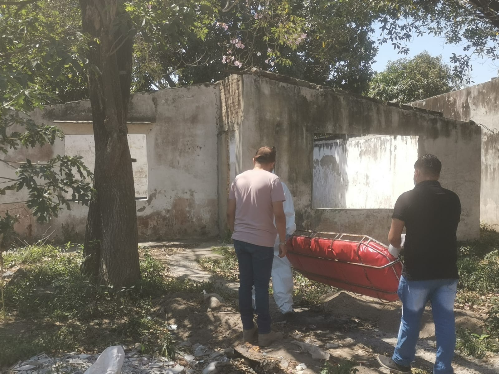 Hallan cuerpo de mujer en  lote baldío en Veracruz puerto