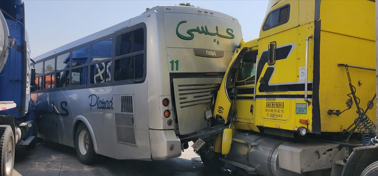 Carambola en la autopista Córdoba-Puebla
