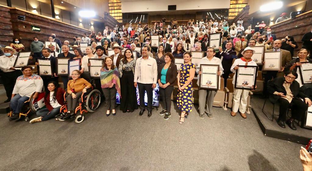 Honran a treinta talentosos veracruzanos en la Cámara de Diputados