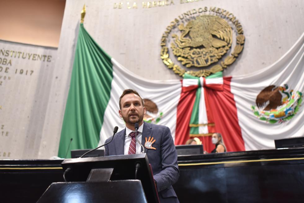 Exhorta diputado a municipios a que destinen recursos para cuerpos de bomberos