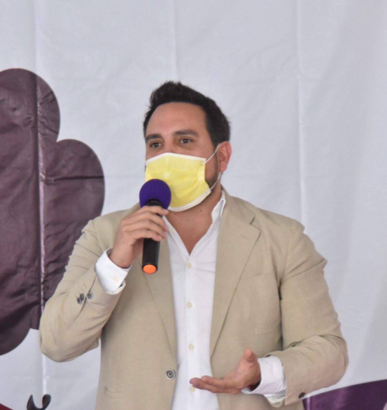 Isleño pide a comerciantes de Medellín de Bravo no caer en fraudes