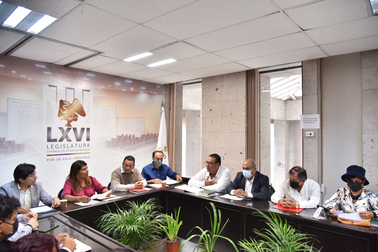 Respalda Diputada regularización de predios escolares de Emiliano Zapata
