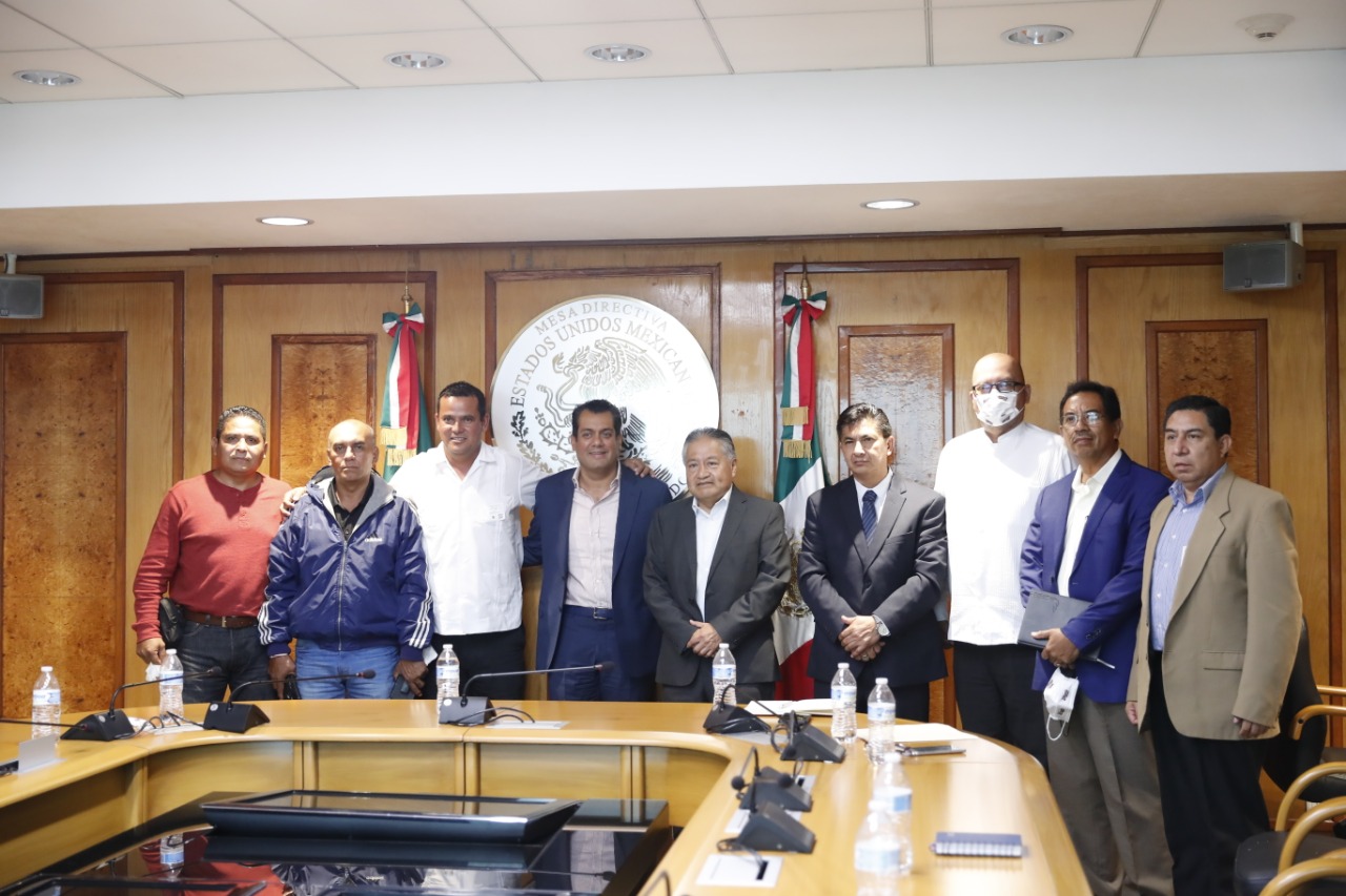 Sergio Gutiérrez Luna respalda la lucha obrera del ingenio San Cristóbal en la Cuenca del Papaloapan