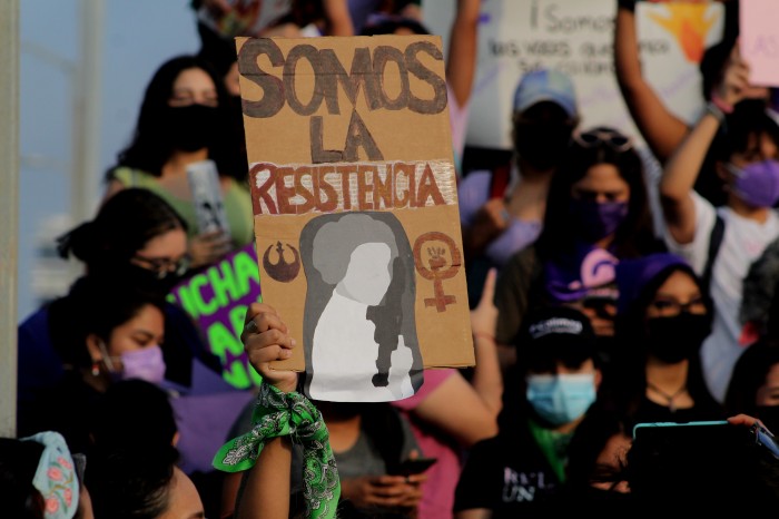 Dinero para refugios es insuficiente ante la violencia contra las mujeres