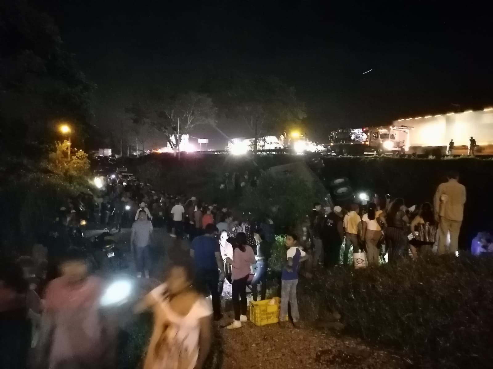 Seis lesionados en carambola múltiple en la autopista Córdoba-Orizaba